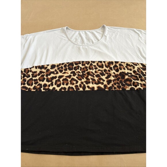 Shein 0XL Color Block T Shirt Animal Print - Picture 4 of 6